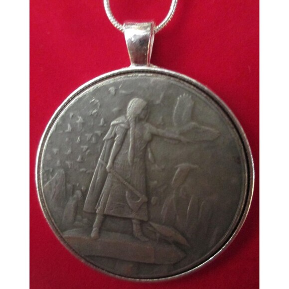 Morrigan the Queen of Battles – 24 Inch Sterling Silver Necklace, Coin-Pendant - Picture 5 of 9